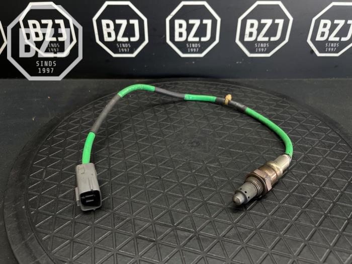Sonde lambda Mazda 2 (DJ/DL), 2014 1.5 SkyActiv-G 90 M Hybrid, Berline avec hayon arrière, Electrique Essence, 1.496cc, 66kW (90pk), FWD, P5XB; P5XC, 2019-08, DJ6H5; DJ6HD; DJ16HF (Occasion)