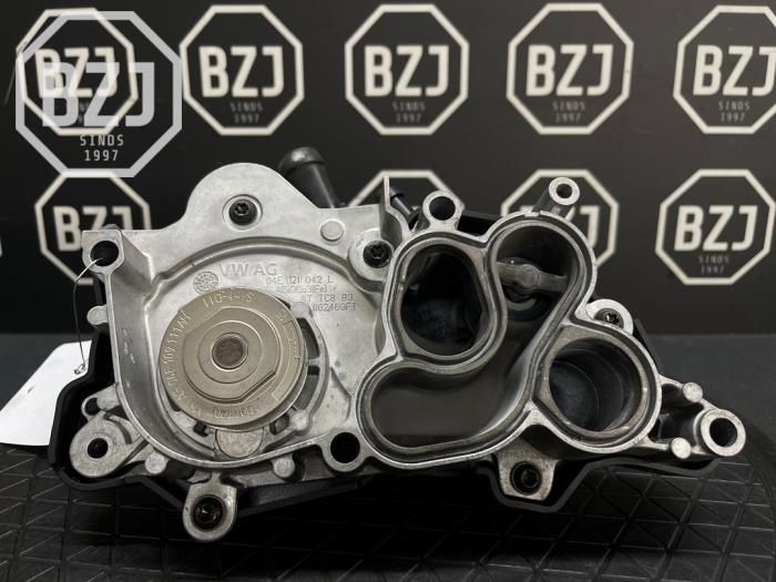Begagnade Vattenpump Volkswagen Golf Pris € 40,00 Marginaltabell erbjuds av BZJ b.v.