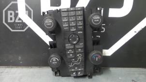 Used Radio control panel Volvo S40 (MS) 2.0 D 16V Price on request offered by BZJ b.v.
