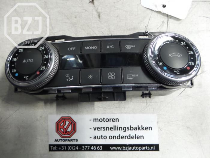 Climatronic Panel van een Mercedes-Benz C (W204) 2.2 C-200 CDI 16V 2008