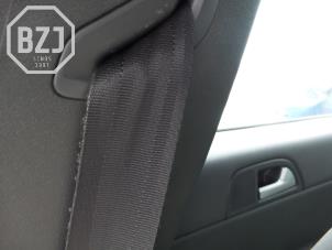 Używane Napinacz pasa bezpieczenstwa prawy Volvo S40 (MS) 2.4 D5 20V Cena € 45,00 Procedura marży oferowane przez BZJ b.v.