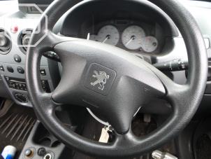 Gebrauchte Airbag links (Lenkrad) Peugeot Partner Preis € 60,00 Margenregelung angeboten von BZJ b.v.