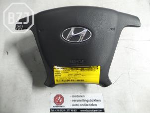 Usagé Airbag gauche (volant) Hyundai Santafe Prix € 85,00 Règlement à la marge proposé par BZJ b.v.