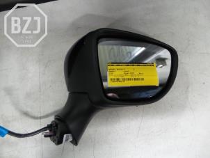 Used Wing mirror, right Renault Clio Price on request offered by BZJ b.v.