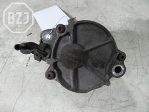 Used Brake servo vacuum pump Renault Scenic Price on request offered by BZJ b.v.
