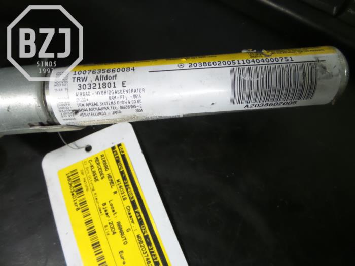 Używane Kurtyna prawa Mercedes C Sportcoupé (C203) 1.8 C-180K 16V Cena na żądanie oferowane przez BZJ b.v.