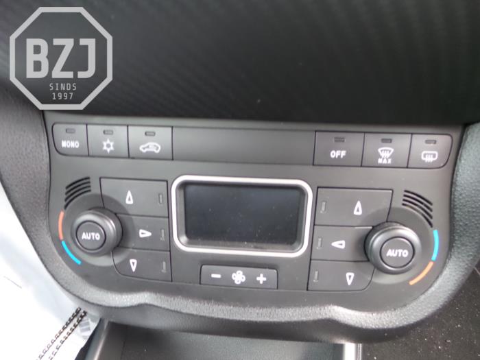 Używane Panel climatronic Alfa Romeo Mito Cena na żądanie oferowane przez BZJ b.v.