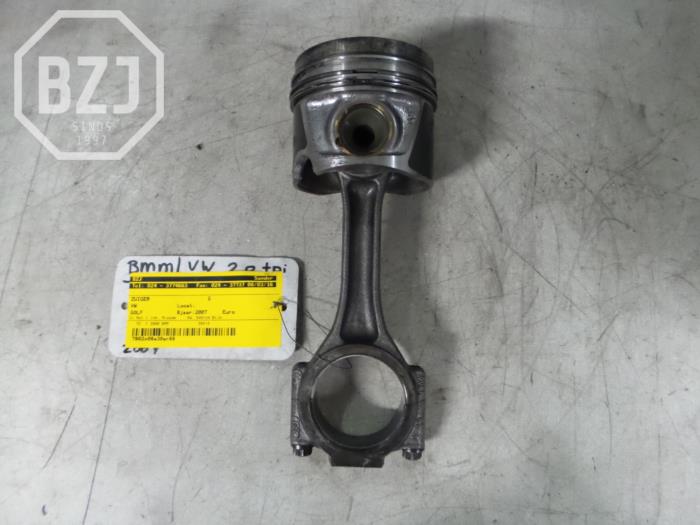 Used Piston Volkswagen Golf Price on request offered by BZJ b.v.
