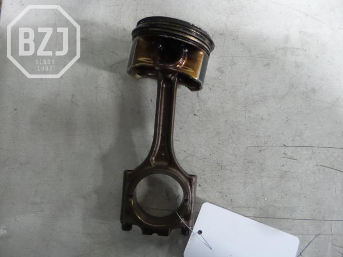 Used Piston Ford S-Max Price on request offered by BZJ b.v.