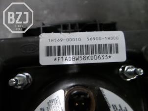 Used Left airbag (steering wheel) Kia Cee'd (EDB5) Price € 60,00 Margin scheme offered by BZJ b.v.