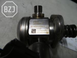 Used High pressure pump Volvo V50 Price on request offered by BZJ b.v.