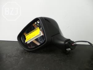 Used Wing mirror, left Renault Clio Price on request offered by BZJ b.v.