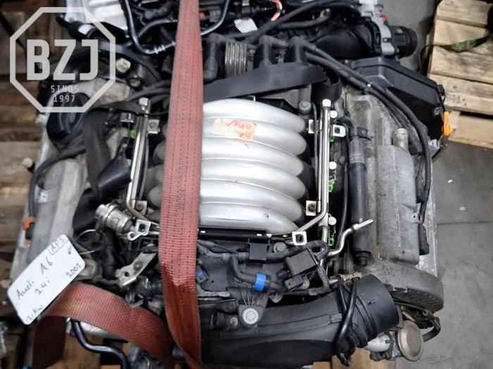Begagnade Motor Audi A6 (C5) 2.4 V6 30V Quattro Pris på förfrågan erbjuds av BZJ b.v.