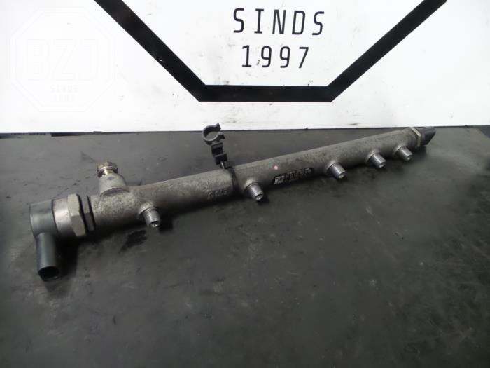 Usagé Système d'injection Mercedes C Combi (S203) 2.2 C-200 CDI 16V Prix sur demande proposé par BZJ b.v.
