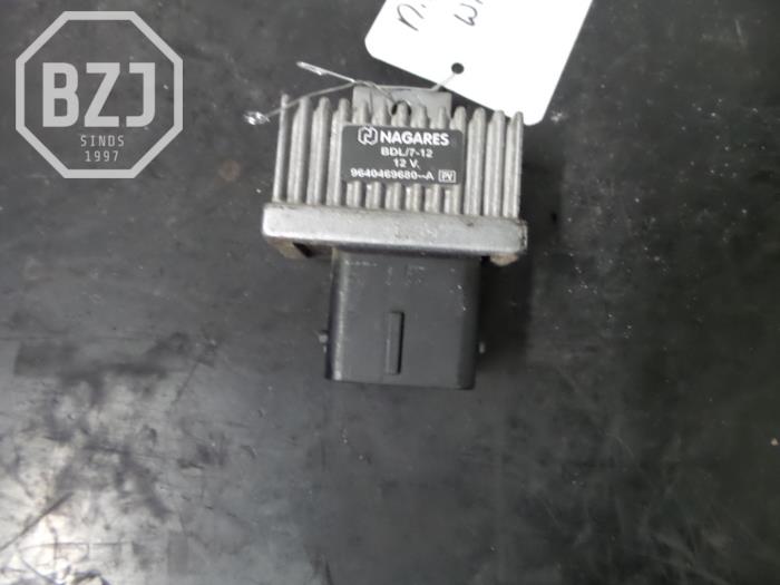 Glow plug relay Nissan Qashqai 9640469680A BZJ b.v.