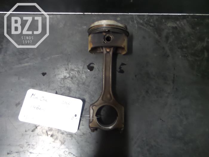 Usagé Piston Mini ONE Prix sur demande proposé par BZJ b.v.