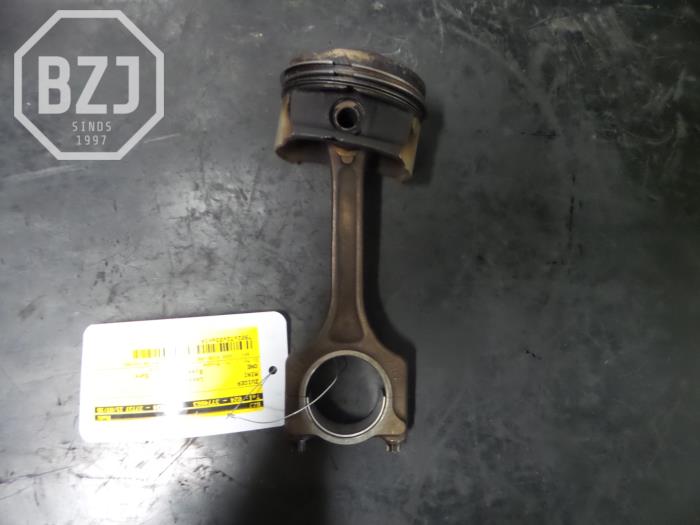 Usagé Piston Mini ONE Prix sur demande proposé par BZJ b.v.