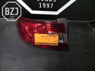 Używane Tylne swiatlo pozycyjne lewe Renault Clio Cena na żądanie oferowane przez BZJ b.v.