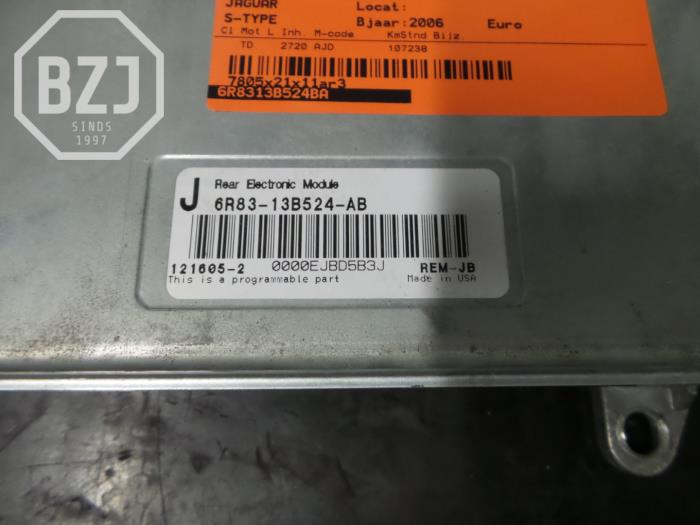 Used Computer, miscellaneous Jaguar S-type (X200) 2.7 D 24V Price on request offered by BZJ b.v.