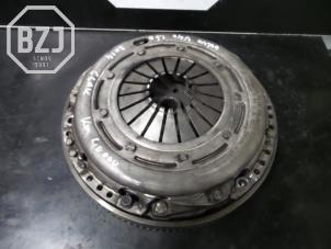 Używane Dwumasowe kolo zamachowe Volvo V40 Cena na żądanie oferowane przez BZJ b.v.