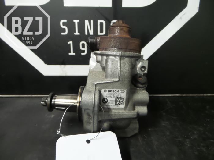 Diesel pump from a BMW 3-Serie 2012