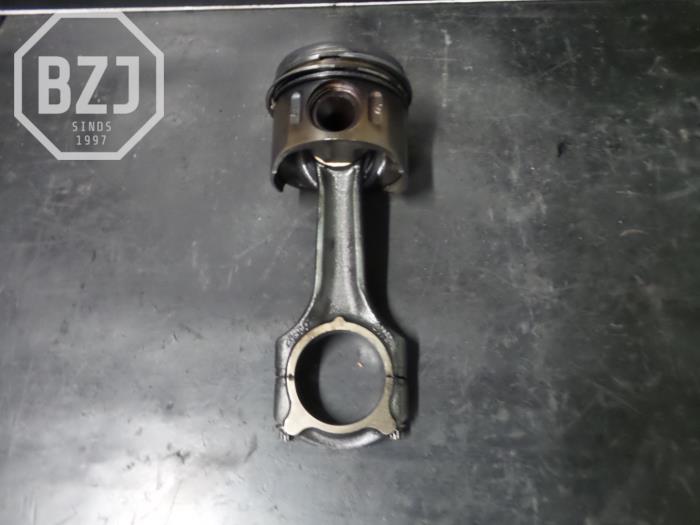 Used Piston Mercedes Sprinter Price on request offered by BZJ b.v.