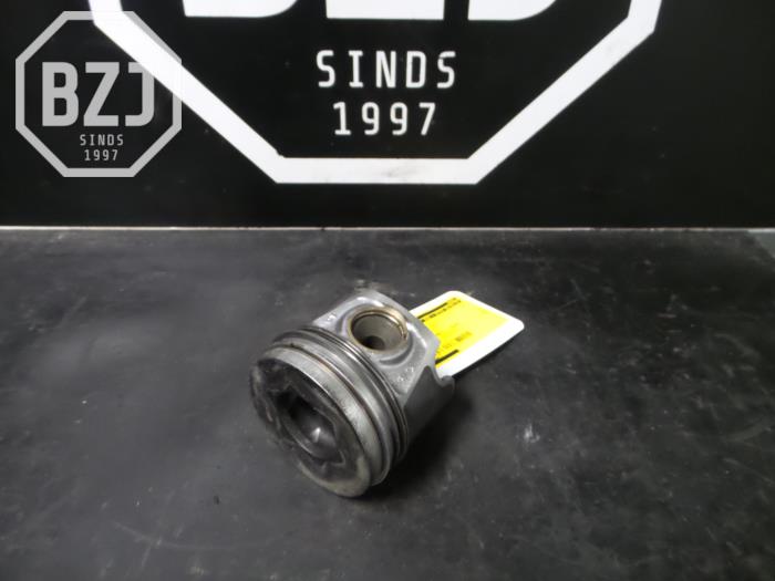 Usagé Piston Seat Leon Prix sur demande proposé par BZJ b.v.