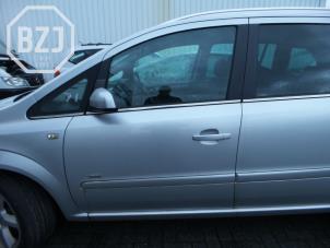 Gebrauchte Tür 4-türig links vorne Opel Zafira Preis auf Anfrage angeboten von BZJ b.v.