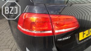Gebrauchte Rücklicht links Volkswagen Passat Preis auf Anfrage angeboten von BZJ b.v.