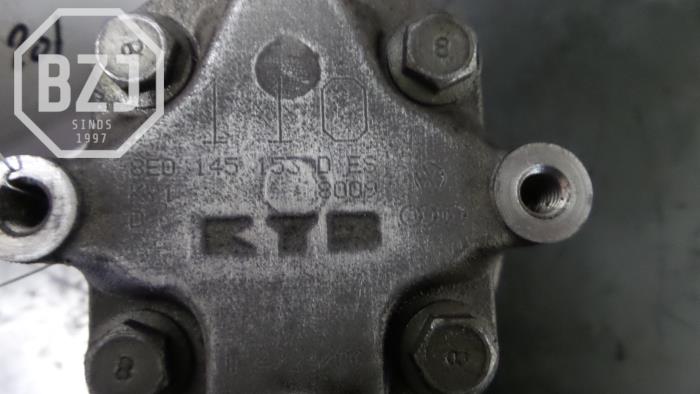 Usagé Pompe direction assistée Audi A4 Prix € 50,00 Règlement à la marge proposé par BZJ b.v.