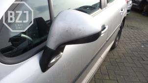 Used Wing mirror, left Peugeot 207 Price on request offered by BZJ b.v.