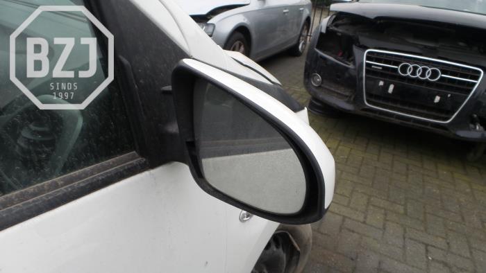 Rétroviseur extérieur droit d'un Toyota Aygo (B40)  2015