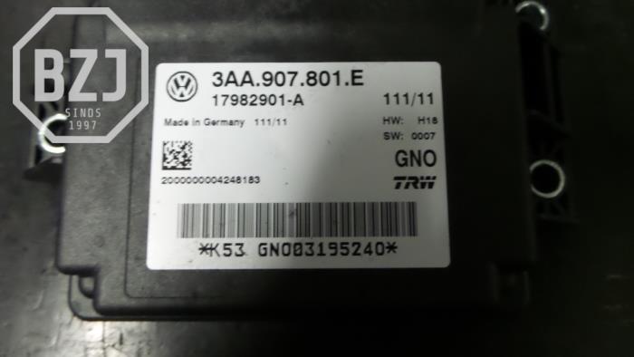 Używane Modul (rózne) Volkswagen Passat Variant (365) 2.0 TDI 16V 135 Cena na żądanie oferowane przez BZJ b.v.