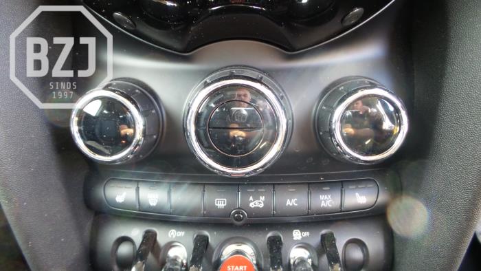 Begagnade Klimatpanel Mini Mini (F56) 1.5 12V Cooper Pris på förfrågan erbjuds av BZJ b.v.