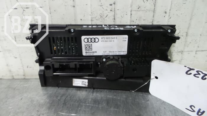 Climatronic panel from a Audi A5 2009