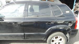 Used Rear door 4-door, left Hyundai Tucson (JM) Price on request offered by BZJ b.v.