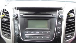 Used Radio CD player Hyundai I30 Price on request offered by BZJ b.v.