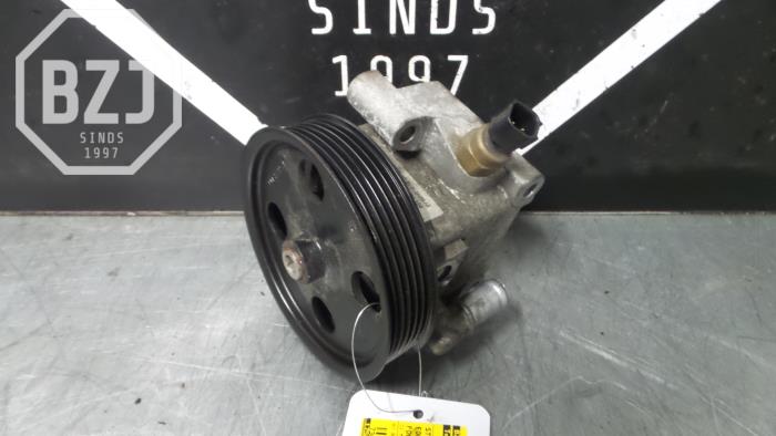 Usagé Pompe de direction Ford Focus Prix sur demande proposé par BZJ b.v.