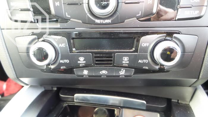 Używane Panel climatronic Audi Q5 (8RB) 2.0 TDI 16V Cena na żądanie oferowane przez BZJ b.v.