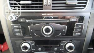 Usagé Radio/Lecteur CD Audi Q5 (8RB) 2.0 TDI 16V Prix sur demande proposé par BZJ b.v.