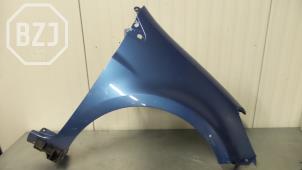 Used Front wing, right Renault Clio Price on request offered by BZJ b.v.