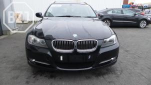 Used Front end, complete BMW 3 serie Touring (E91) 320i 16V Price on request offered by BZJ b.v.