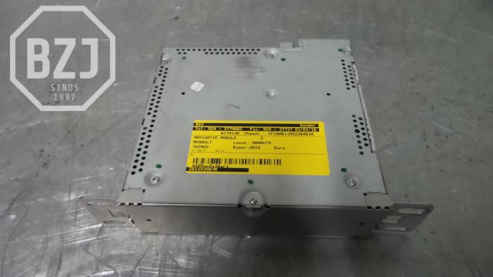 Usagé Module navigation Renault Twingo III (AH) 1.0 SCe 70 12V Prix sur demande proposé par BZJ b.v.