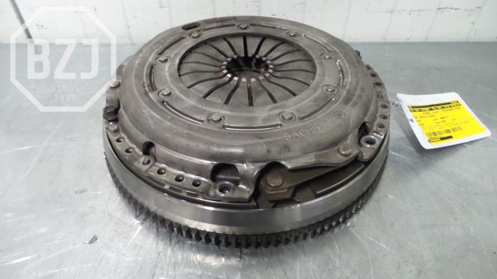 Dual mass flywheel from a Ford S-Max 2009