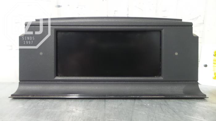 Begagnade Innerdisplay Mercedes C (W204) 2.2 C-220 CDI 16V Pris på förfrågan erbjuds av BZJ b.v.