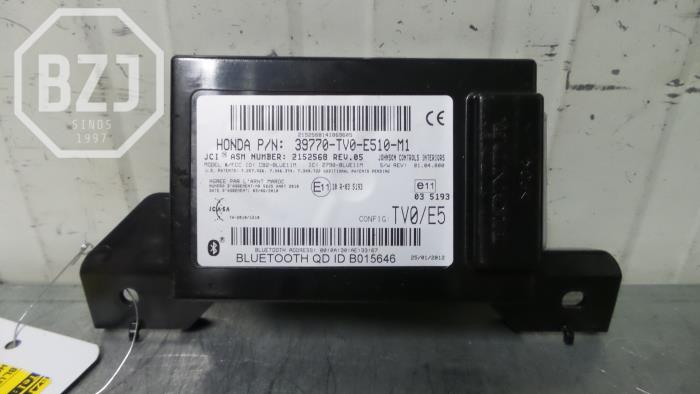 Używane Modul Bluetooth Honda Civic (FK1/2/3) 2.2 i-DTEC 16V Cena na żądanie oferowane przez BZJ b.v.