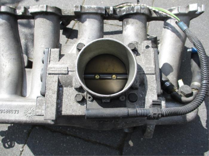 Gebrauchte Abgaskrümmer Volvo S60 Preis € 75,00 Margenregelung angeboten von Boekholt autodemontage B.V