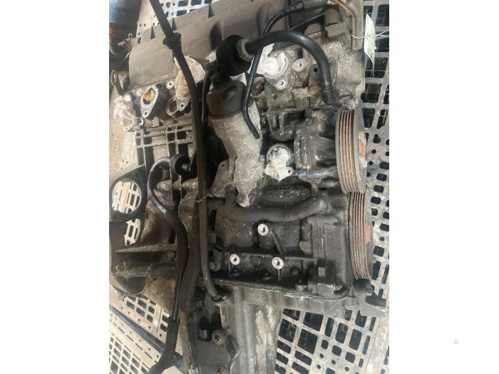 Motor van een Mercedes-Benz A (W168) 1.4 A-140 1998