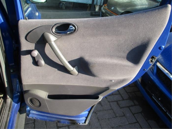 Rear door handle 4-door, right from a Mercedes-Benz A (W168) 1.6 A-160 1998