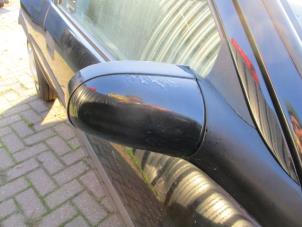 Used Wing mirror, right Opel Corsa B (73/78/79) 1.4i Price on request offered by Boekholt autodemontage B.V
